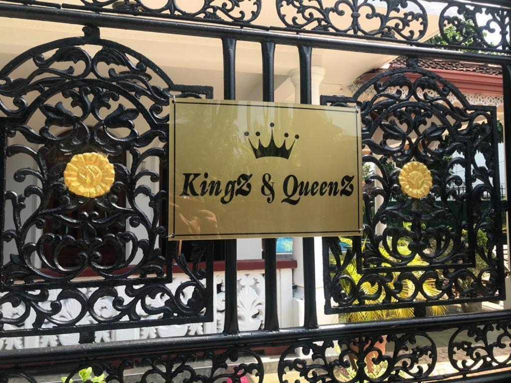 Kingz And Queenz - Negombo Eksteriør billede